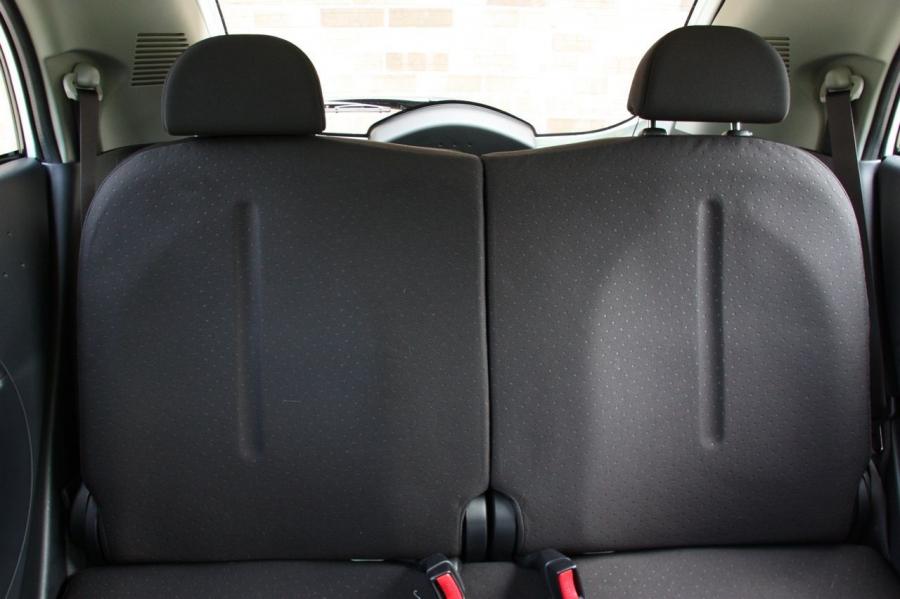  Mitsubishi i-MiEV (JDM) 2010 года  (фото 12 из 50)
